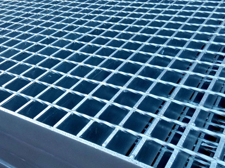 Grating in acciaio zincato a caldo con superficie liscia