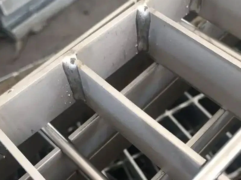 grigliato in acciaio inox per pavimenti