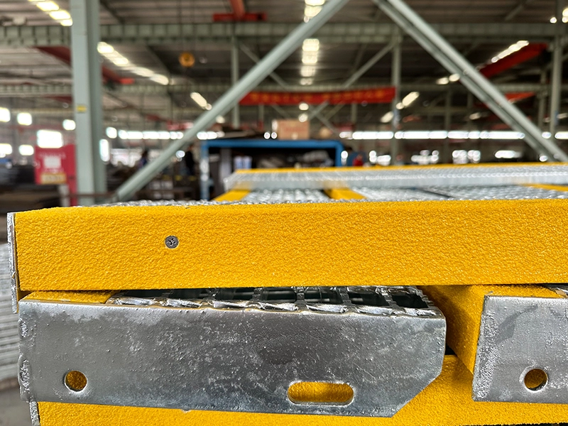 T6 pedata con rivestimento in FRP