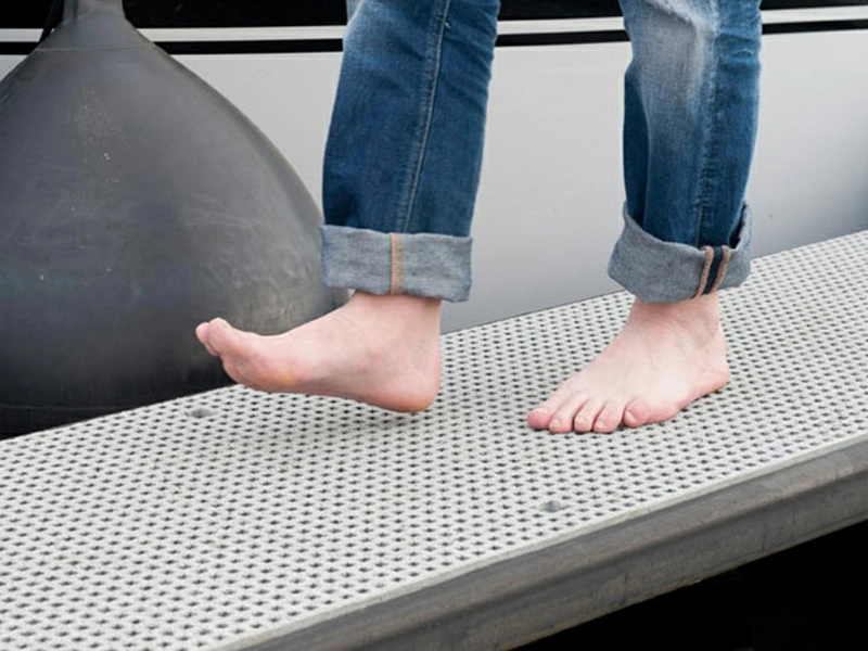 Superficie Grit a Piedi Nudi