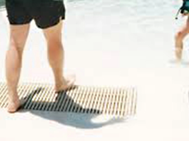 Superficie ruvida a piedi nudi