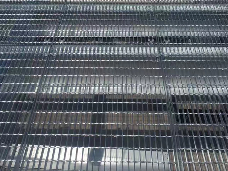 fabbrica di lamiere per coperture