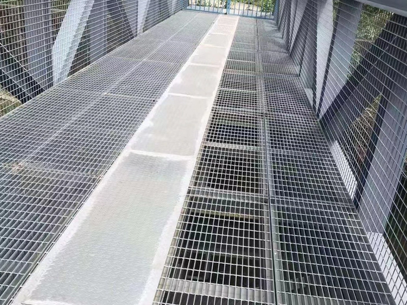 Pavimentazione reticolare per ponti